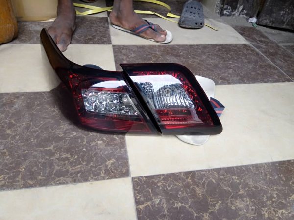 BACK OR REAR LAMP FOR TOYOTA CAMRY 2010 2011