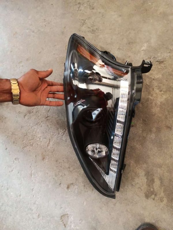 HEAD LAMP FOR LEXUS RX 330