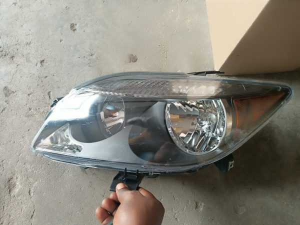 HEAD LAMP FOR SCION 2008